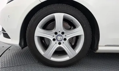 Mercedes-Benz E-Class 2014, 150584 км, за 6055.87 USD