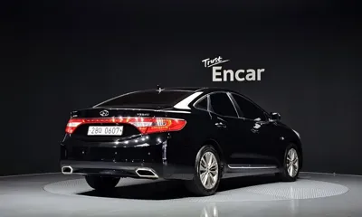 Hyundai Grandeur 2016, 124846 км, за 3900.06 USD