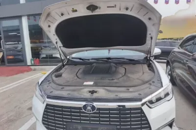 BYD Song Pro New Energy 2019, 92700 км, за 10755 USD - фото 24