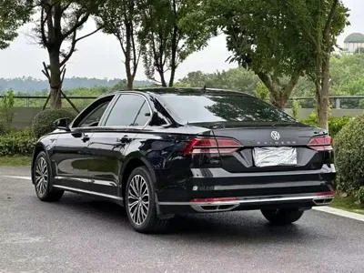 Volkswagen Phideon 2017, 100000 км, за 11775.22 USD - фото 9