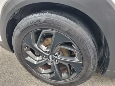 Hyundai Tucson 2017, 148000 км, за 6039.12 USD
