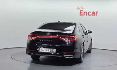 Hyundai Grandeur 2018, 168411 км, за 6432.98 USD