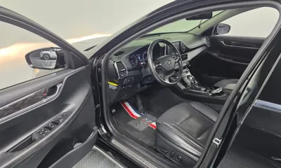 Hyundai Grandeur 2018, 168411 км, за 6432.98 USD - фото 10