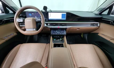 Hyundai Grandeur 2023, 59990 км, за 24288.59 USD - фото 7
