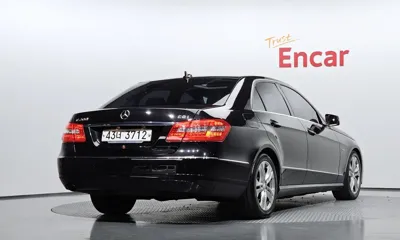 Mercedes-Benz E-Class 2011, 147397 км, за 3303.6 USD