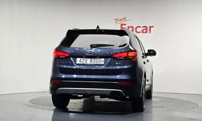 Hyundai Santafe 2015, 121785 км, за 6058.64 USD