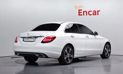 Mercedes-Benz C-Class 2020, 101857 км, за 14113.17 USD