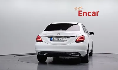Mercedes-Benz C-Class 2020, 101857 км, за 14113.17 USD