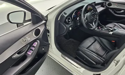 Mercedes-Benz C-Class 2020, 101857 км, за 14113.17 USD - фото 10