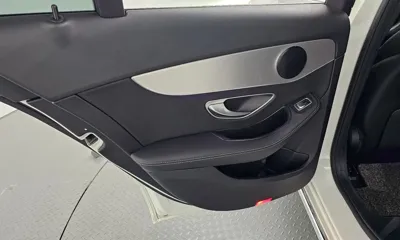Mercedes-Benz C-Class 2020, 101857 км, за 14113.17 USD - фото 25