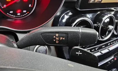 Mercedes-Benz C-Class 2016, 100663 км, за 9860.92 USD - фото 9