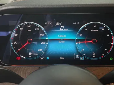 Mercedes-Benz E-Class 2023, 29481 км, за 29801.3 USD - фото 8