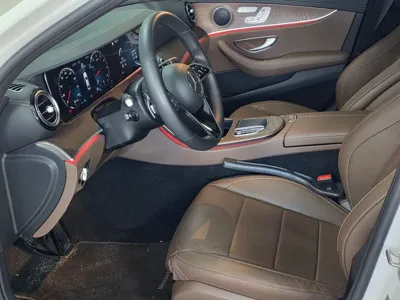 Mercedes-Benz E-Class 2023, 29481 км, за 29801.3 USD - фото 9