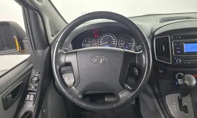 Hyundai Starex 2019, 90433 км, за 9393.06 USD - фото 13