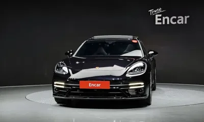 Porsche Panamera 2023, 27331 км, за 102582.7 USD