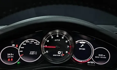 Porsche Panamera 2023, 27331 км, за 102582.7 USD - фото 8