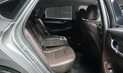 Hyundai Grandeur 2018, 94428 км, за 9386.9 USD - фото 12