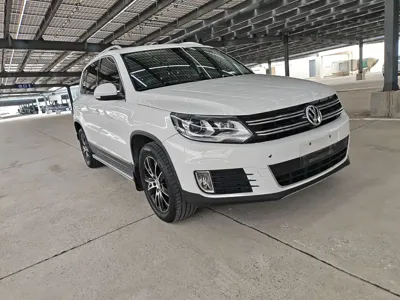 Volkswagen Tiguan 2015, 110000 км, за 4611.82 USD