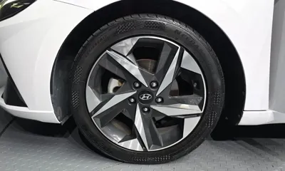 Hyundai Avante 2021, 98023 км, за 10174.61 USD