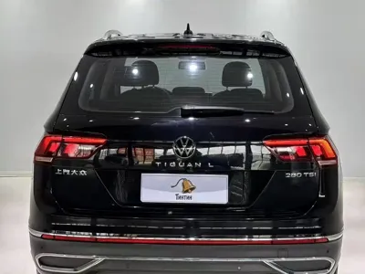 Volkswagen Tiguan L 2023, 24000 км, за 28810.36 USD