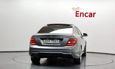 Mercedes-Benz C-Class 2013, 185635 км, за 2865.14 USD