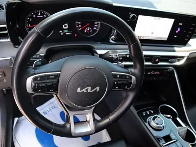 Kia K5 2022, 98662 км, за 17716.95 USD - фото 8