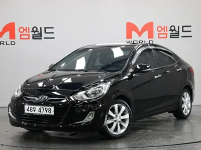 Hyundai Accent · 2011 год