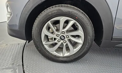 Hyundai Tucson 2016, 48151 км, за 9250.82 USD