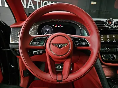 Bentley Bentayga 2022, 27500 км, за 155629.29 USD - фото 11