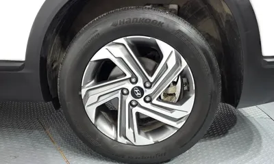Hyundai Santafe 2023, 45621 км, за 17785.03 USD - фото 21