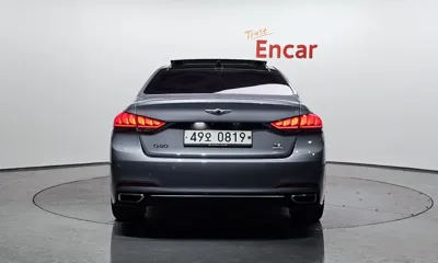 Hyundai Genesis 2016, 141874 км, за 6370.67 USD