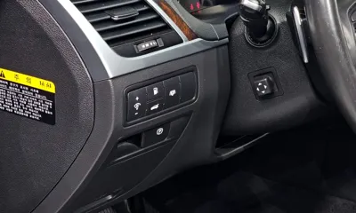 Hyundai Genesis 2016, 141874 км, за 6370.67 USD - фото 19