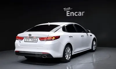 Kia K5 2016, 141798 км, за 5281.6 USD