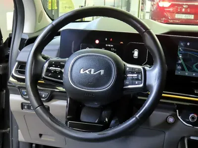 Kia Canival 2025, 21858 км, за 29668.85 USD - фото 8
