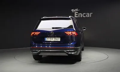 Volkswagen Tiguan 2023, 49583 км, за 17460.94 USD