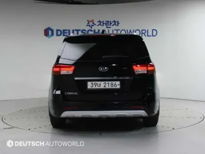 Kia Canival 2018, 151838 км, за 7548.9 USD