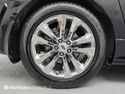 Kia Canival 2018, 151838 км, за 7548.9 USD