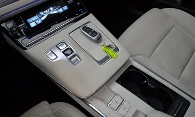 Hyundai Grandeur 2022, 92869 км, за 16221.51 USD - фото 9