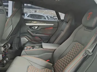Lamborghini Urus 2020, 10500 км, за 180517.27 USD - фото 6