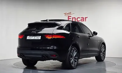 Jaguar F-Pace 2019, 138332 км, за 11205.22 USD