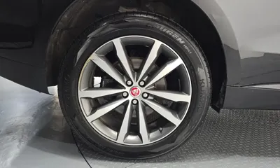 Jaguar F-Pace 2019, 138332 км, за 11205.22 USD