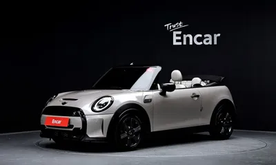 MINI Cooper Convertible · 2023 год