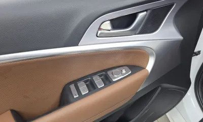 Genesis G70 2019, 53680 км, за 13876.23 USD - фото 30