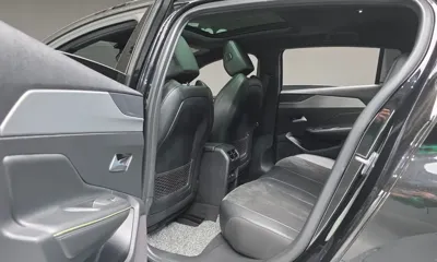Peugeot 308 2022, 65199 км, за 16113.39 USD - фото 29