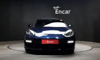 Porsche Panamera 2016, 97434 км, за 28573.29 USD