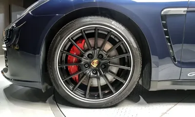 Porsche Panamera 2016, 97434 км, за 28573.29 USD