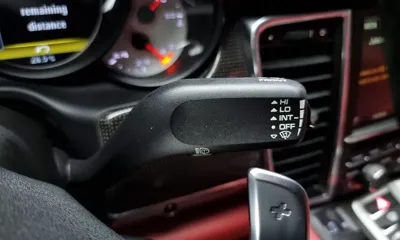 Porsche Panamera 2016, 97434 км, за 28573.29 USD - фото 17