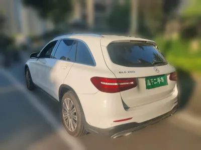 Mercedes-Benz GLC 2017, 101900 км, за 15471 USD