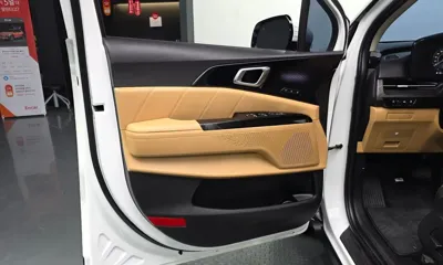Kia Canival 2023, 29636 км, за 20677.43 USD - фото 24