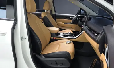 Kia Canival 2023, 29636 км, за 20677.43 USD - фото 26